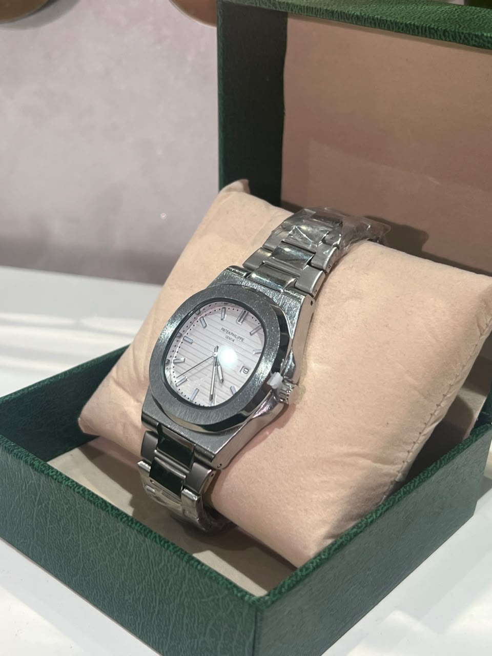 PATEK PHILIPPE blanche